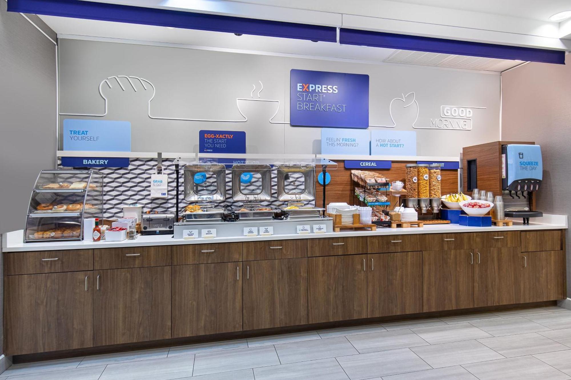 Holiday Inn Express & Suites - Cleveland Northwest By Ihg Zewnętrze zdjęcie
